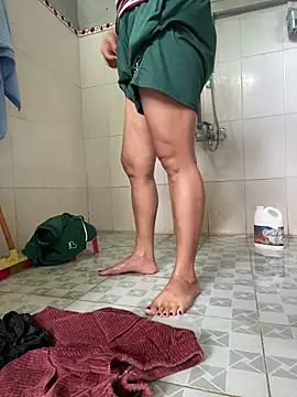 Linaannn online show from June 2026 11:53:02 PM
