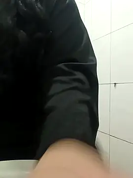 brunalinio online show from February 2026 06:06:01 AM