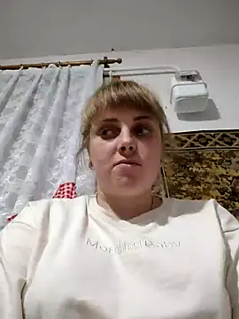 Snapshot of CoddessCrystal chatting on January 2025 06:48:01 PM CoddessCrystal online show from January 2025 06:48:01 PM