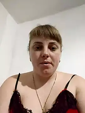 Snapshot of CoddessCrystal chatting on February 2025 04:55:01 AM CoddessCrystal online show from February 2025 04:55:01 AM