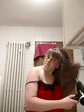 Snapshot of CoddessCrystal chatting on September 2025 06:57:02 PM CoddessCrystal online show from September 2025 06:57:02 PM