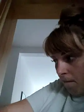 Snapshot of CoddessCrystal chatting on September 2025 08:41:01 AM CoddessCrystal online show from September 2025 08:41:01 AM