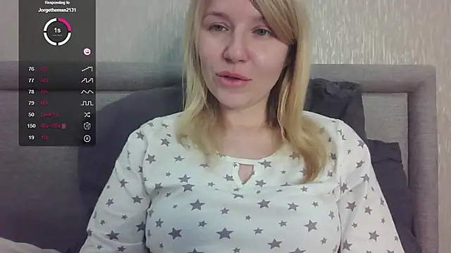 Snapshot of urbadkitty chatting on September 2025 07:02:01 AM urbadkitty online show from September 2025 07:02:01 AM