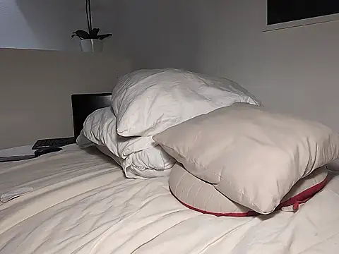 gymyagirlll online show from March 2026 08:26:02 PM