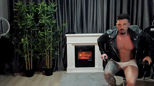 HaydenSpearss online show from December 2024 03:25:02 PM