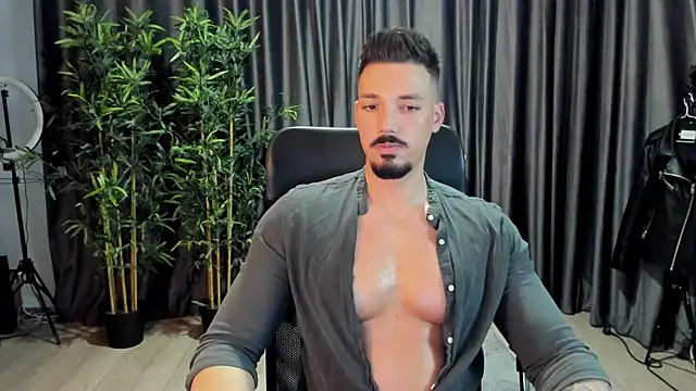 HaydenSpearss online show from December 2024 08:15:02 AM