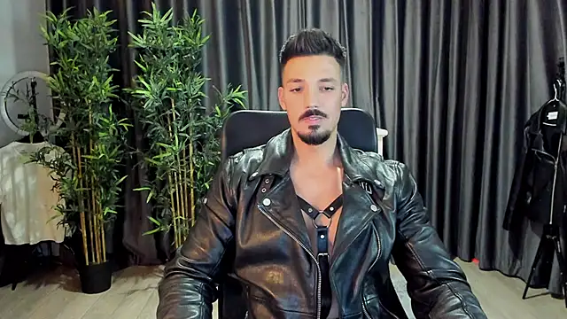 HaydenSpearss online show from February 2025 06:55:01 PM