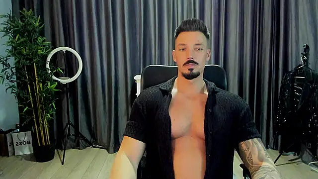 Snapshot of HaydenSpearss chatting on March 2026 01:51:02 PM HaydenSpearss online show from March 2026 01:51:02 PM