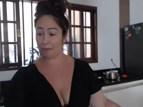 Sarahmonesexy online show from February 2025 04:56:02 PM