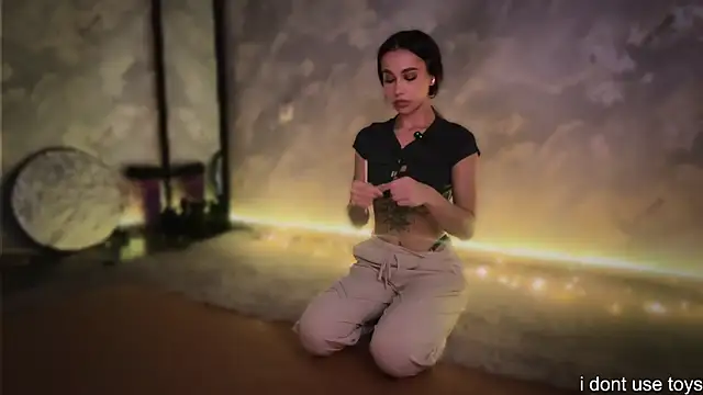 march mellow online show from December 2025 08:06:01 PM