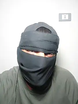 Nisreenn online show from September 2025 10:57:02 PM