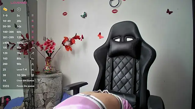 Snapshot of avatomas_02 chatting on January 2025 08:03:02 PM avatomas 02 online show from January 2025 08:03:02 PM