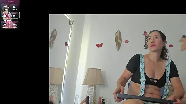 Snapshot of avatomas_02 chatting on September 2025 04:10:02 PM avatomas 02 online show from September 2025 04:10:02 PM