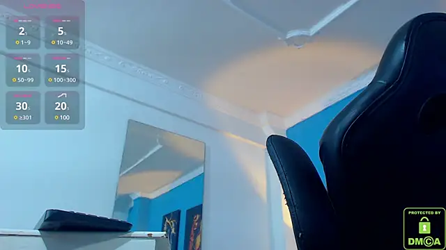 Snapshot of Valerio_20 chatting on January 2025 11:17:02 PM Valerio 20 online show from January 2025 11:17:02 PM