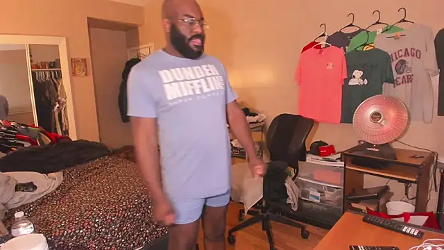 MrChuckDailyXXX online show from January 2026 06:04:01 AM