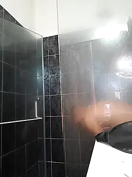 Snapshot of Rober2230 chatting on December 2024 03:38:02 AM Rober2230 online show from December 2024 03:38:02 AM