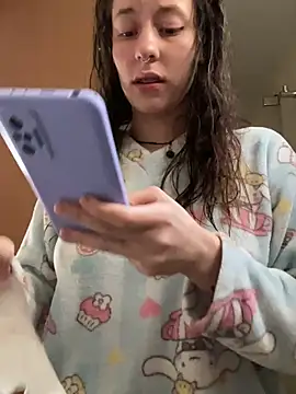 Snapshot of _nobara__ chatting on February 2025 01:46:01 PM nobara online show from February 2025 01:46:01 PM