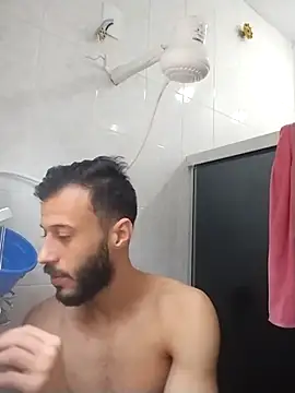 Snapshot of LopeseLua chatting on October 2025 03:42:01 PM LopeseLua online show from October 2025 03:42:01 PM