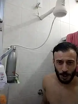 Snapshot of LopeseLua chatting on October 2025 08:18:02 PM LopeseLua online show from October 2025 08:18:02 PM