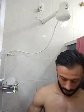 Snapshot of LopeseLua chatting on October 2025 05:10:02 PM LopeseLua online show from October 2025 05:10:02 PM