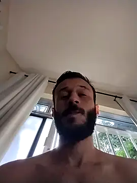 Snapshot of LopeseLua chatting on October 2025 06:29:01 PM LopeseLua online show from October 2025 06:29:01 PM