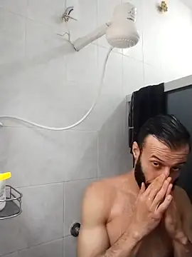 Snapshot of LopeseLua chatting on October 2025 06:18:02 PM LopeseLua online show from October 2025 06:18:02 PM