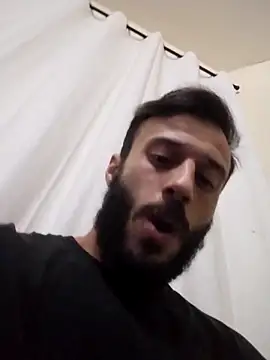 Snapshot of LopeseLua chatting on October 2025 01:20:02 AM LopeseLua online show from October 2025 01:20:02 AM