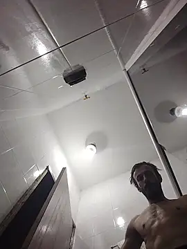 LopeseLua online show from January 2026 10:14:02 PM