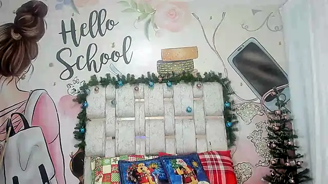 EMMA SWEETT1 online show from December 2024 12:20:02 PM