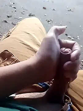 Snapshot of puingola_01 chatting on December 2024 09:26:01 PM puingola 01 online show from December 2024 09:26:01 PM