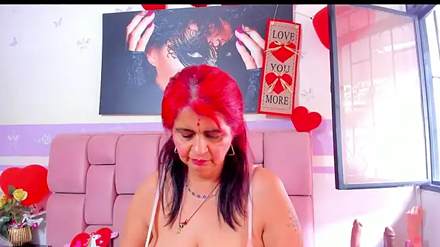 Snapshot of RoxetteMature chatting on February 2025 02:49:01 PM RoxetteMature online show from February 2025 02:49:01 PM