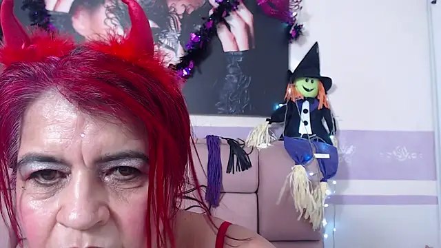 Snapshot of RoxetteMature chatting on October 2025 12:17:02 PM RoxetteMature online show from October 2025 12:17:02 PM