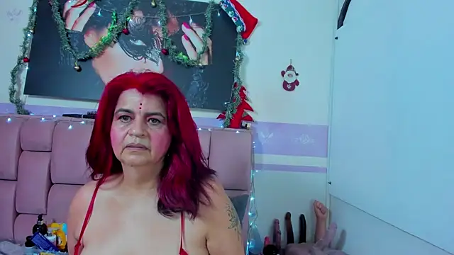 Snapshot of RoxetteMature chatting on December 2025 12:23:02 PM RoxetteMature online show from December 2025 12:23:02 PM