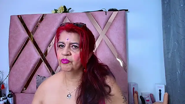 Snapshot of RoxetteMature chatting on July 2026 12:10:01 PM RoxetteMature online show from July 2026 12:10:01 PM
