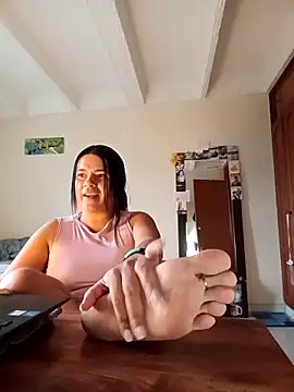 Snapshot of carlajames_ chatting on March 2026 10:35:02 PM carlajames online show from March 2026 10:35:02 PM