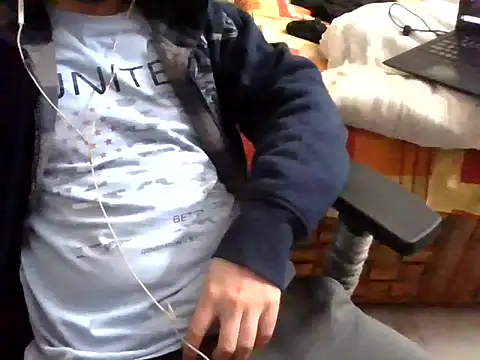 Snapshot of raka120294 chatting on January 2025 11:37:02 AM raka120294 online show from January 2025 11:37:02 AM