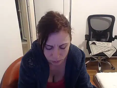 Snapshot of Emmatoo chatting on March 2026 08:35:02 PM Emmatoo online show from March 2026 08:35:02 PM