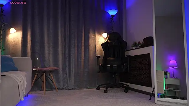 Amely Young online show from March 2026 02:07:02 AM