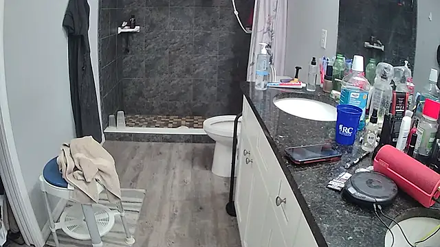 Snapshot of lou63ponce chatting on March 2026 06:36:01 PM lou63ponce online show from March 2026 06:36:01 PM