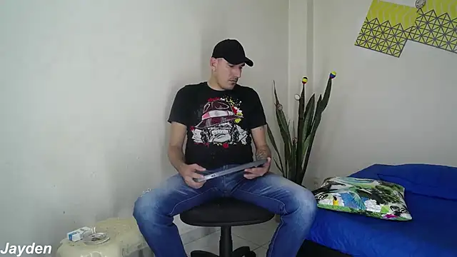 Snapshot of jayydenandjacob chatting on October 2025 07:07:02 PM jayydenandjacob online show from October 2025 07:07:02 PM