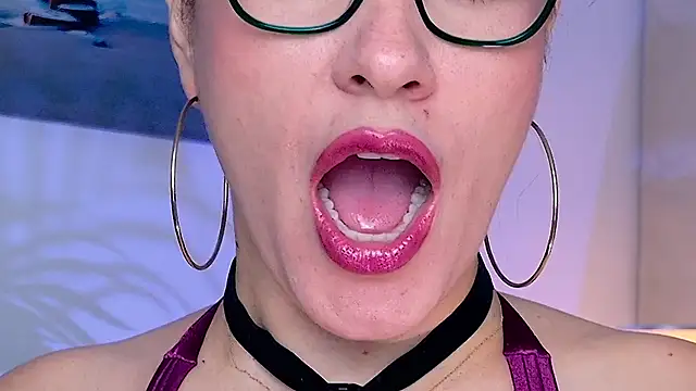 Pamela Rosal online show from May 2026 12:43:01 PM