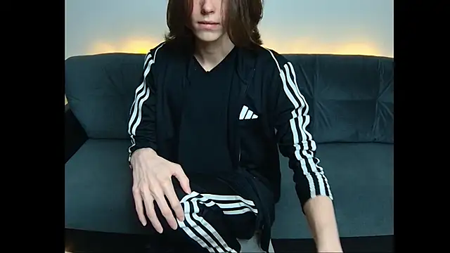 Snapshot of kobeny chatting on February 2025 10:48:02 PM kobeny online show from February 2025 10:48:02 PM