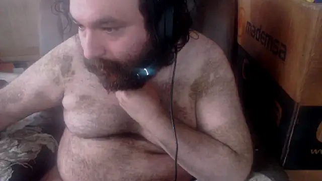 Snapshot of hairyhulk chatting on November 2025 09:05:02 PM hairyhulk online show from November 2025 09:05:02 PM