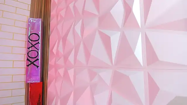 Snapshot of meribeth303av chatting on March 2026 05:31:02 PM meribeth303av online show from March 2026 05:31:02 PM