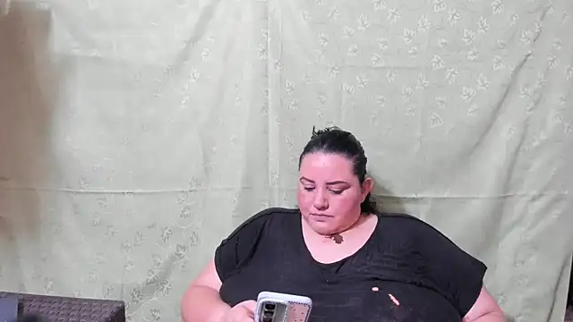 tetasgrandes karol online show from December 2025 11:01:02 PM