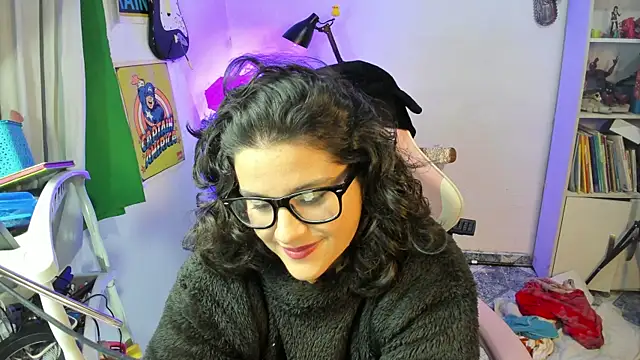 Snapshot of ItsNaiixa chatting on December 2024 02:53:01 AM ItsNaiixa online show from December 2024 02:53:01 AM