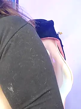 Snapshot of ItsNaiixa chatting on March 2025 11:47:02 PM ItsNaiixa online show from March 2025 11:47:02 PM