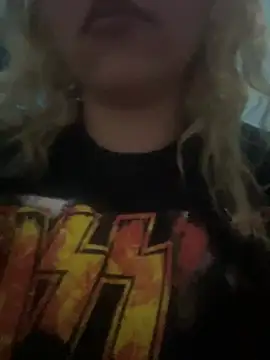 Snapshot of Sweet_MaryJane2 chatting on April 2026 02:22:02 AM Sweet MaryJane2 online show from April 2026 02:22:02 AM