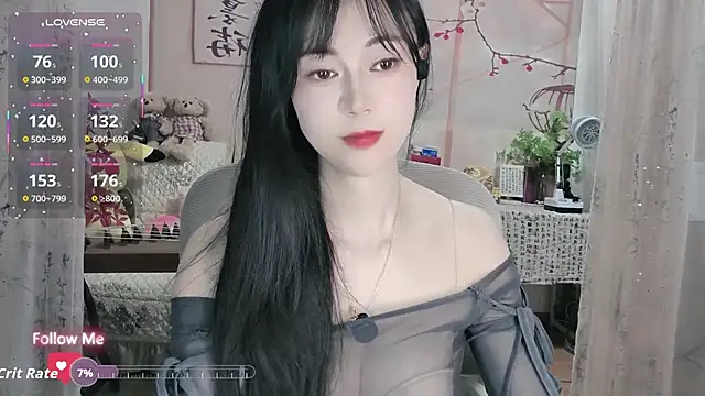 Snapshot of Lisa-s chatting on October 2025 01:57:02 PM Lisa-s online show from October 2025 01:57:02 PM