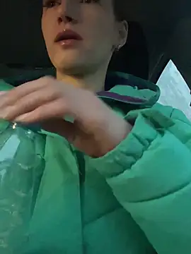 Snapshot of KateRedgar chatting on January 2025 02:00:01 PM KateRedgar online show from January 2025 02:00:01 PM